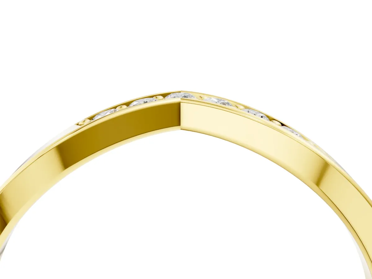 Chevron Pavé Round Diamond Twist Band Yellow gold