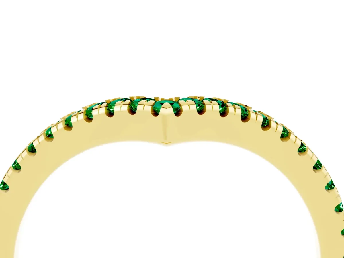 Pavé Round Emerald V-Shaped Chevron Band with Shared Prong Setting Yellow gold