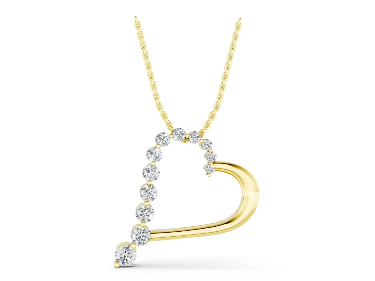 Round Diamond Prong-Set Heart Pendant Yellow gold