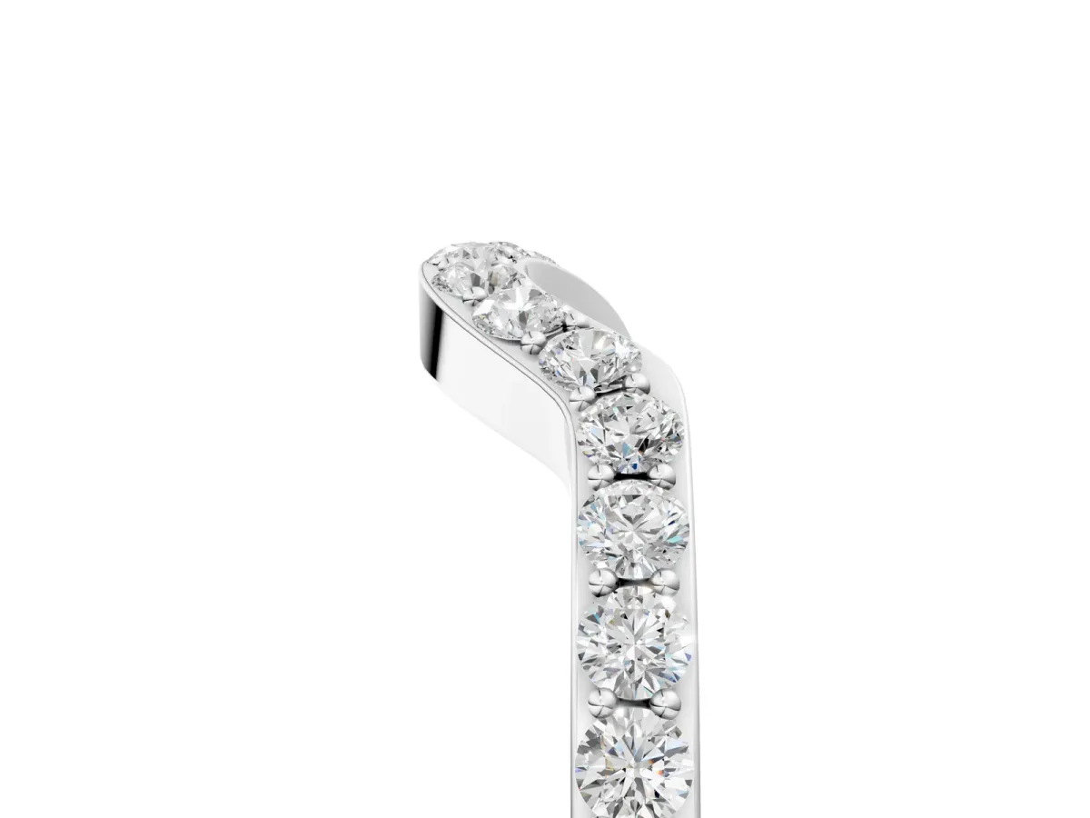 Pavé Round Diamond Curved Band with Prong Setting White gold