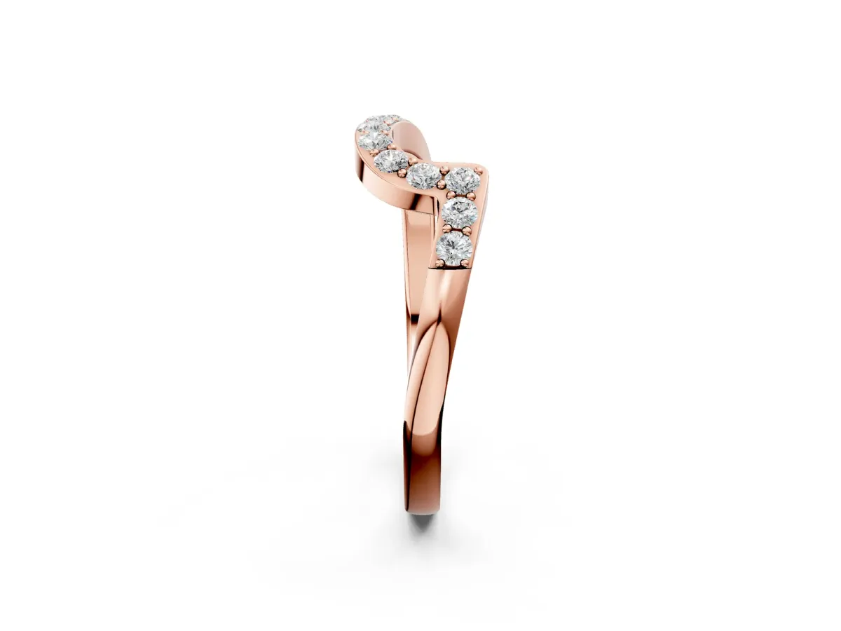 Round Diamond Pavé Chevron Wedding Band Rose gold