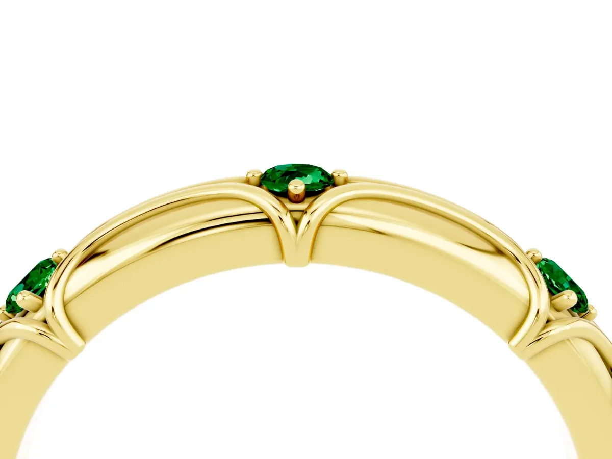 Round Emerald Prong Set Milgrain Eternity Band Yellow gold