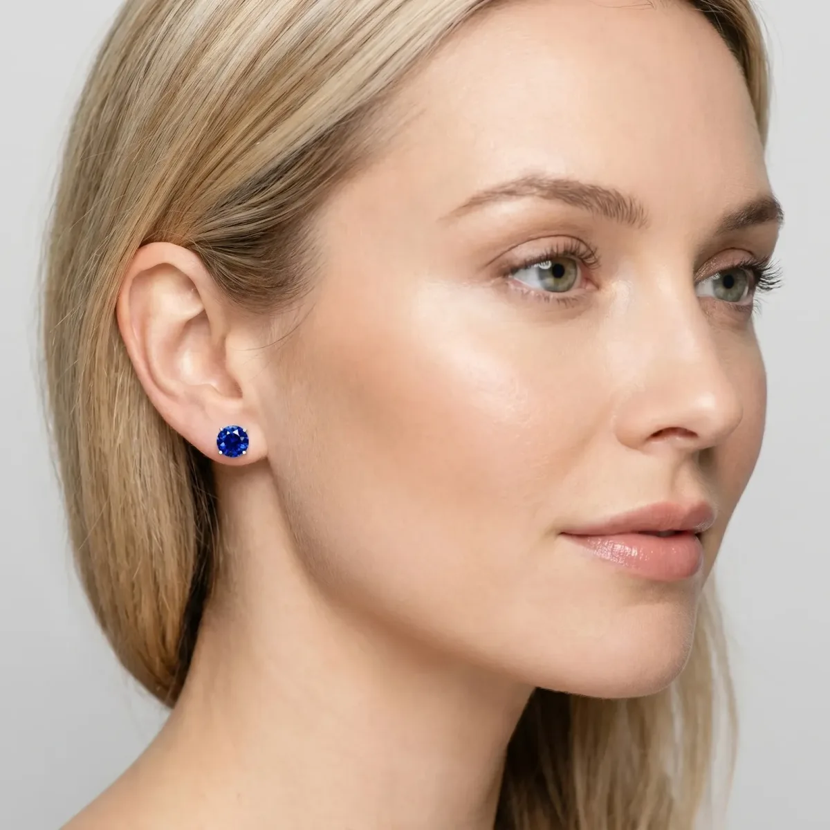 Round Cut Blue Sapphire Stud Earrings Silver