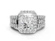 Moissanite