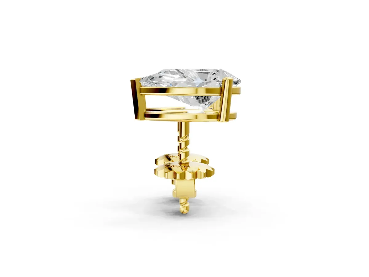 Pear Cut Diamond Stud Earrings Yellow gold