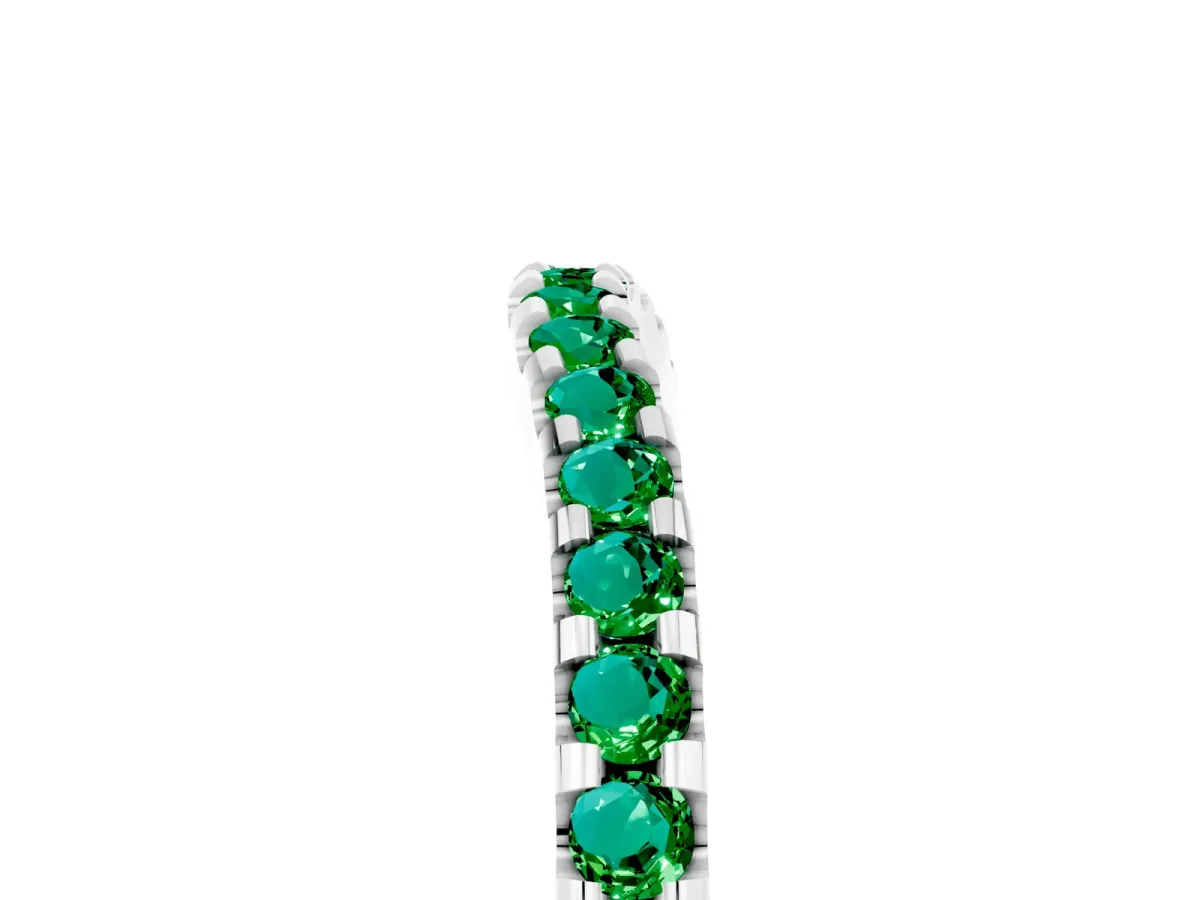 Round Emerald Pavé Curved Wedding Band Platinum