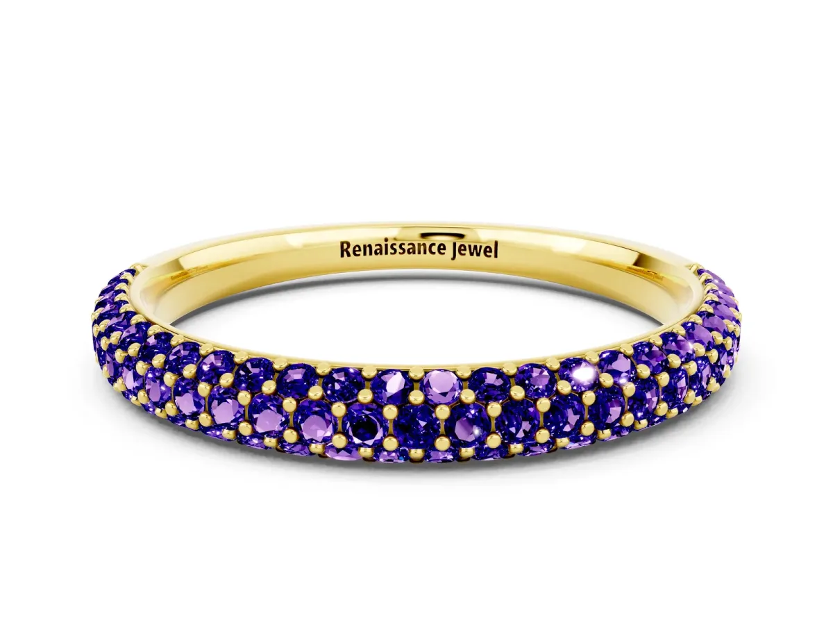 Round Tanzanite Pavé Eternity Band with Shared Prong Setting Yellow gold