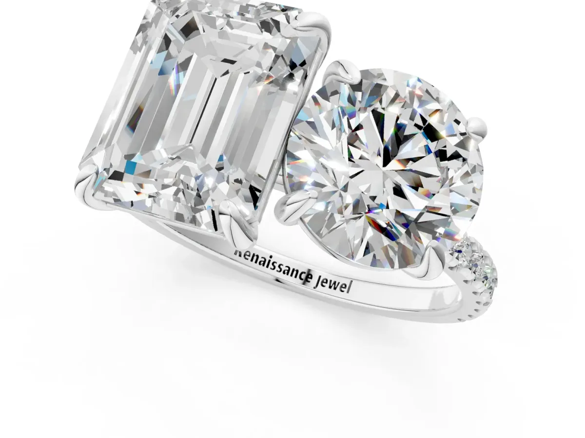 Round and Emerald Toi Moi Ring with Prong Setting and Pave Band Silver