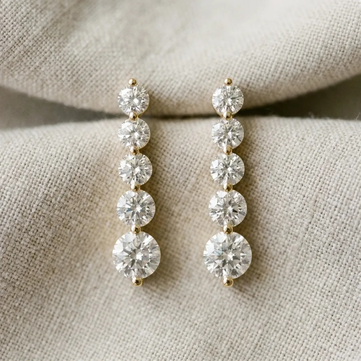 Round Diamond Prong Set Drop Earrings Yellow gold