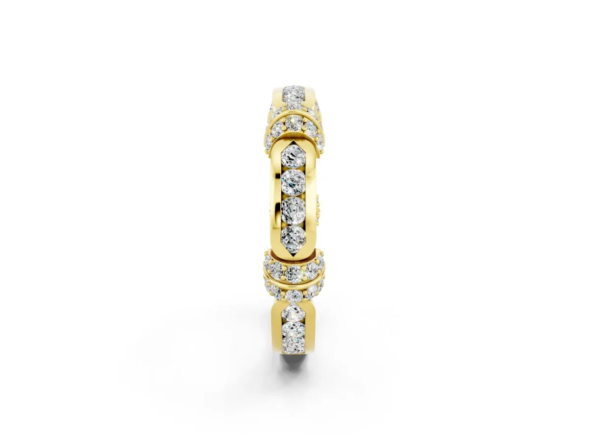 Pavé Round Moissanite Link Band with Bezel Setting Yellow gold