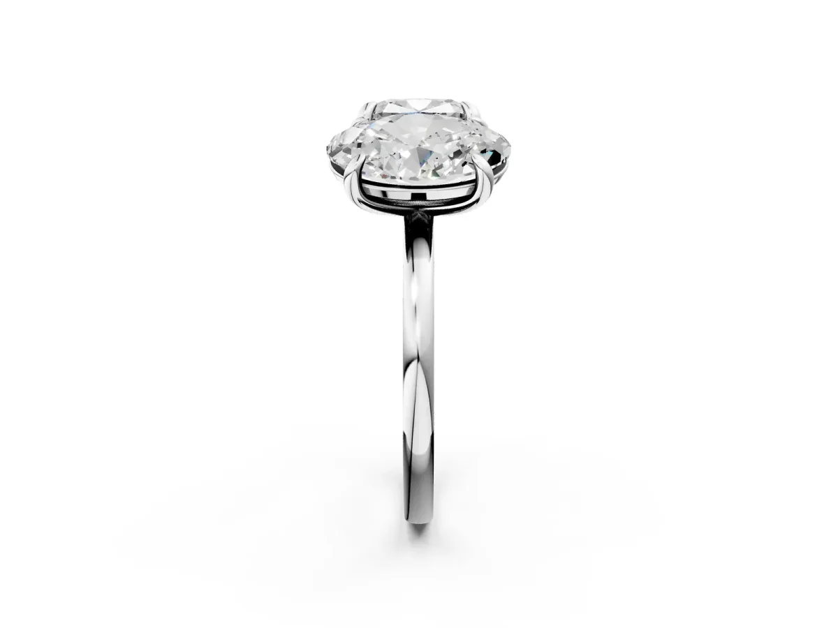 Oval and Cushion Toi Moi Ring with Prong Setting and Plain Band Silver
