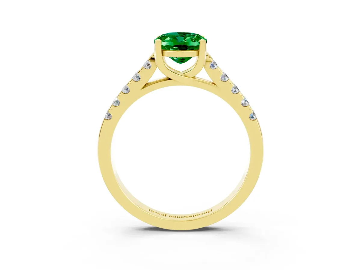 Oval Cut Emerald Pavé Band Solitaire Ring with Prong Setting Yellow gold