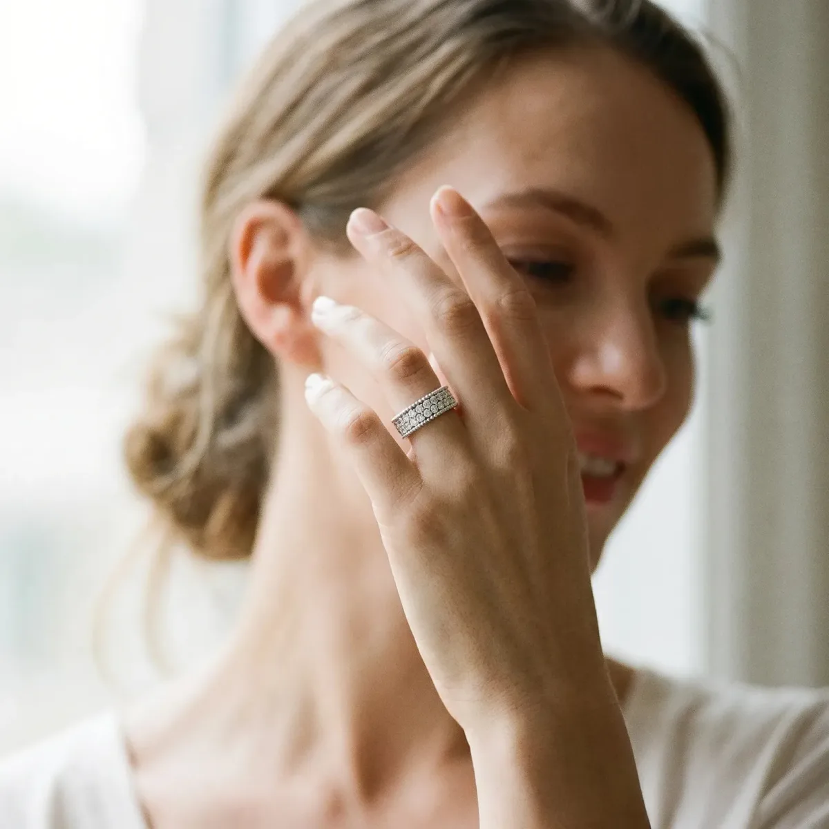 Round Cut Diamond Pave Eternity Band with Bead Prong Setting Platinum