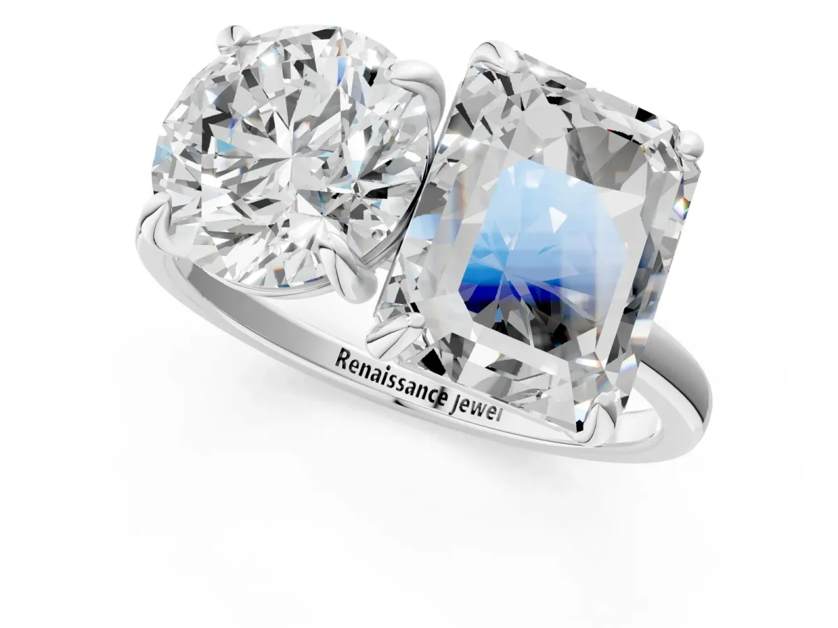 Round and Radiant Toi Moi Ring with Prong Setting and Plain Band Silver