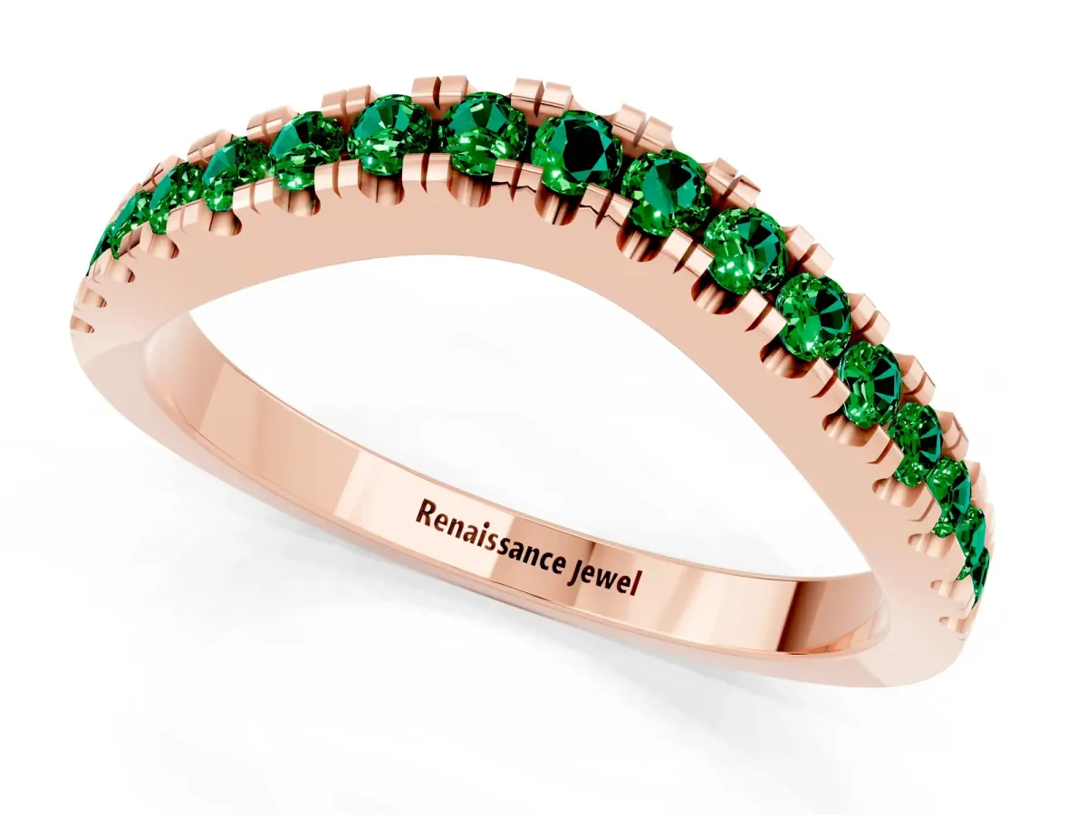 Round Emerald Pavé Curved Band with Shared Prong Setting Rose gold