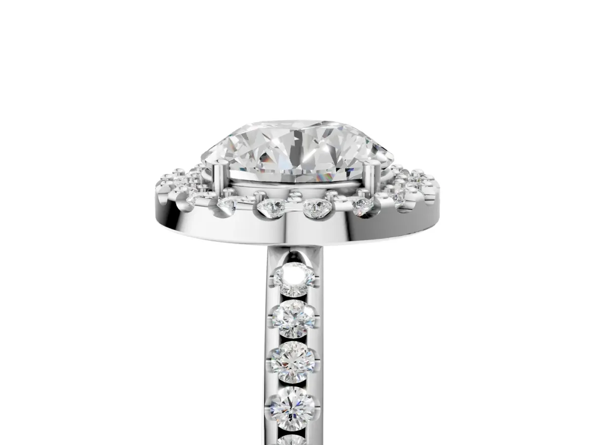 Round Cut Diamond Pavé Halo Ring with Four-Prong Setting White gold