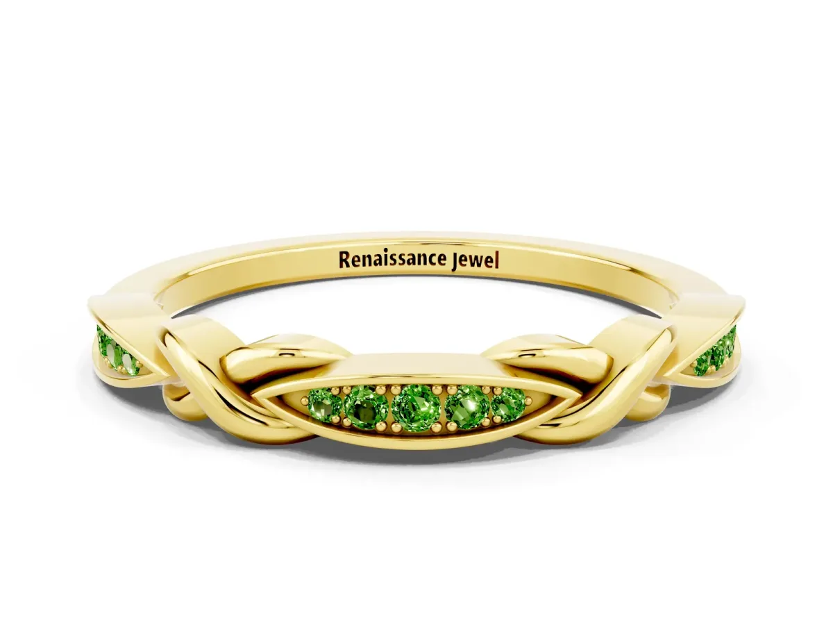 Twisted Marquise Peridot Pavé Band with Shared Prong Setting Yellow gold