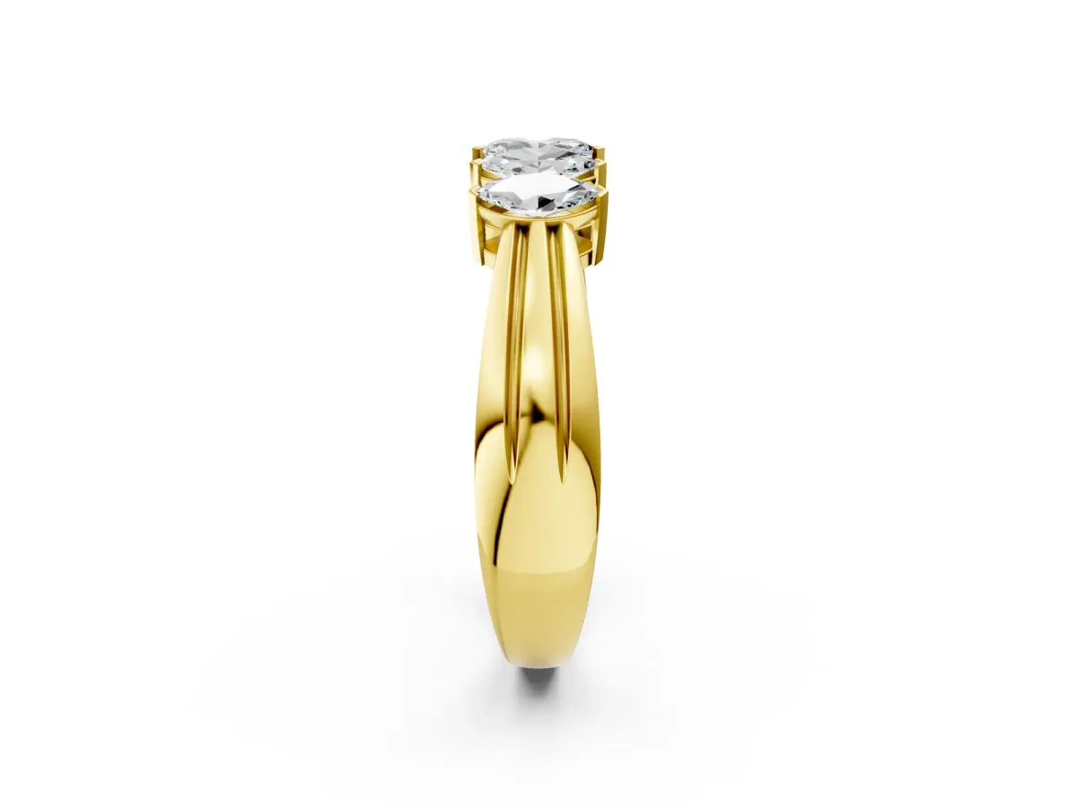 Five-Stone Marquise Diamond Split Shank Ring with Shared Prong Setting Yellow gold