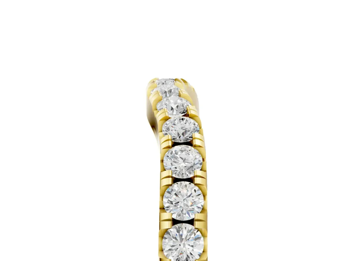 Round Diamond Curved Pavé Wedding Band with Shared Prong Setting Yellow gold