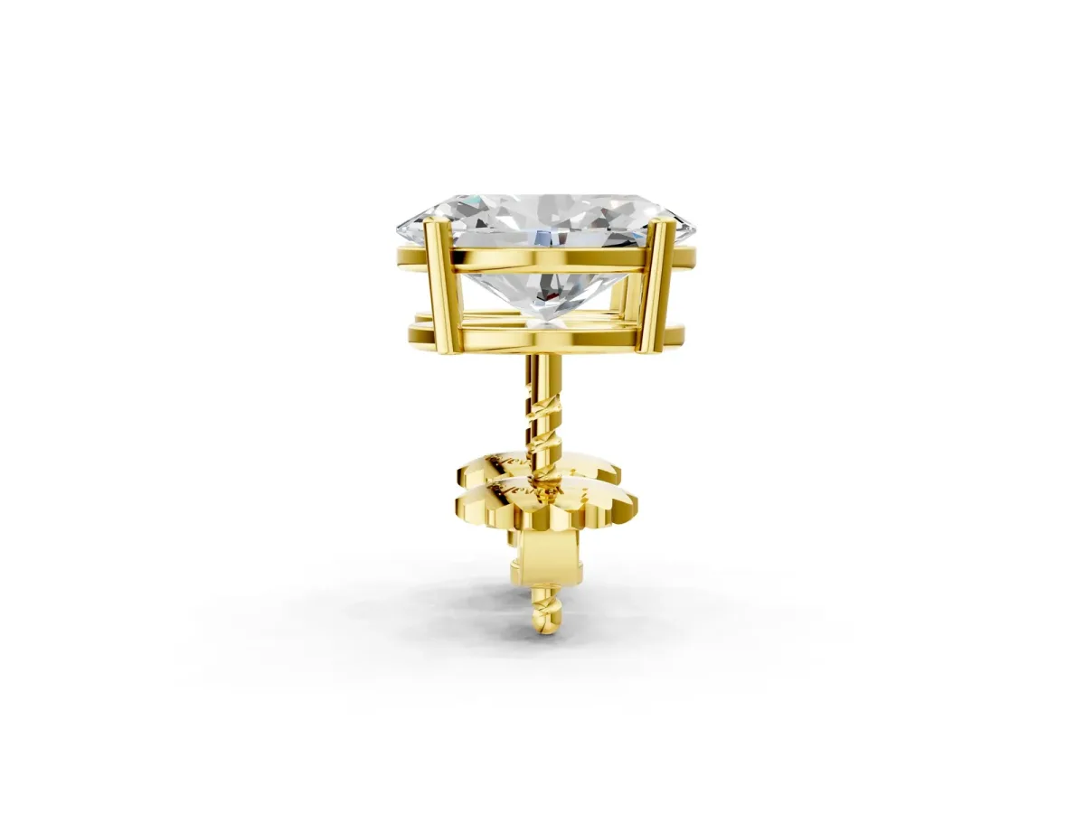 Oval Cut Diamond Stud Earrings Yellow gold