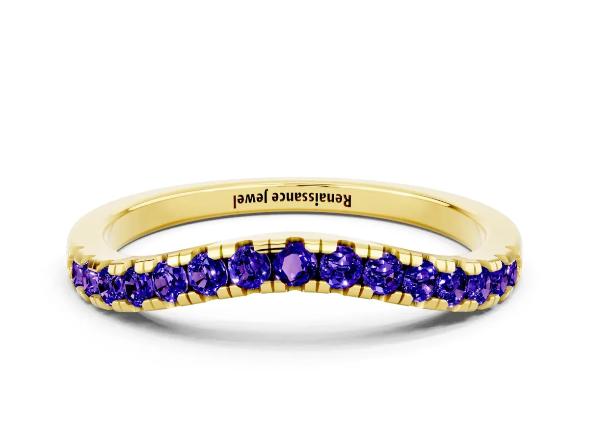 Tanzanite Pavé Curved Wedding Band Yellow gold