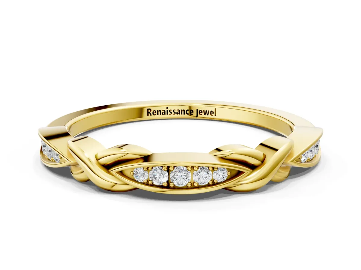 Twisted Marquise Diamond Pavé Band with Shared Prong Setting Yellow gold
