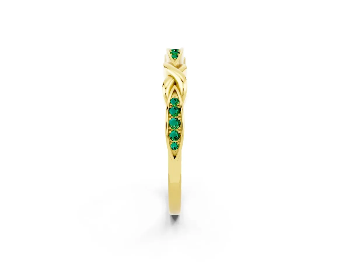 Twisted Marquise Emerald Pavé Band with Shared Prong Setting Yellow gold