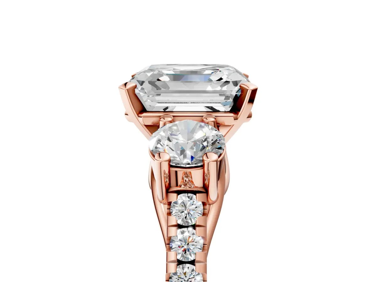 Three-Stone Asscher Cut Diamond Pavé Band with Four-Prong Setting Rose gold