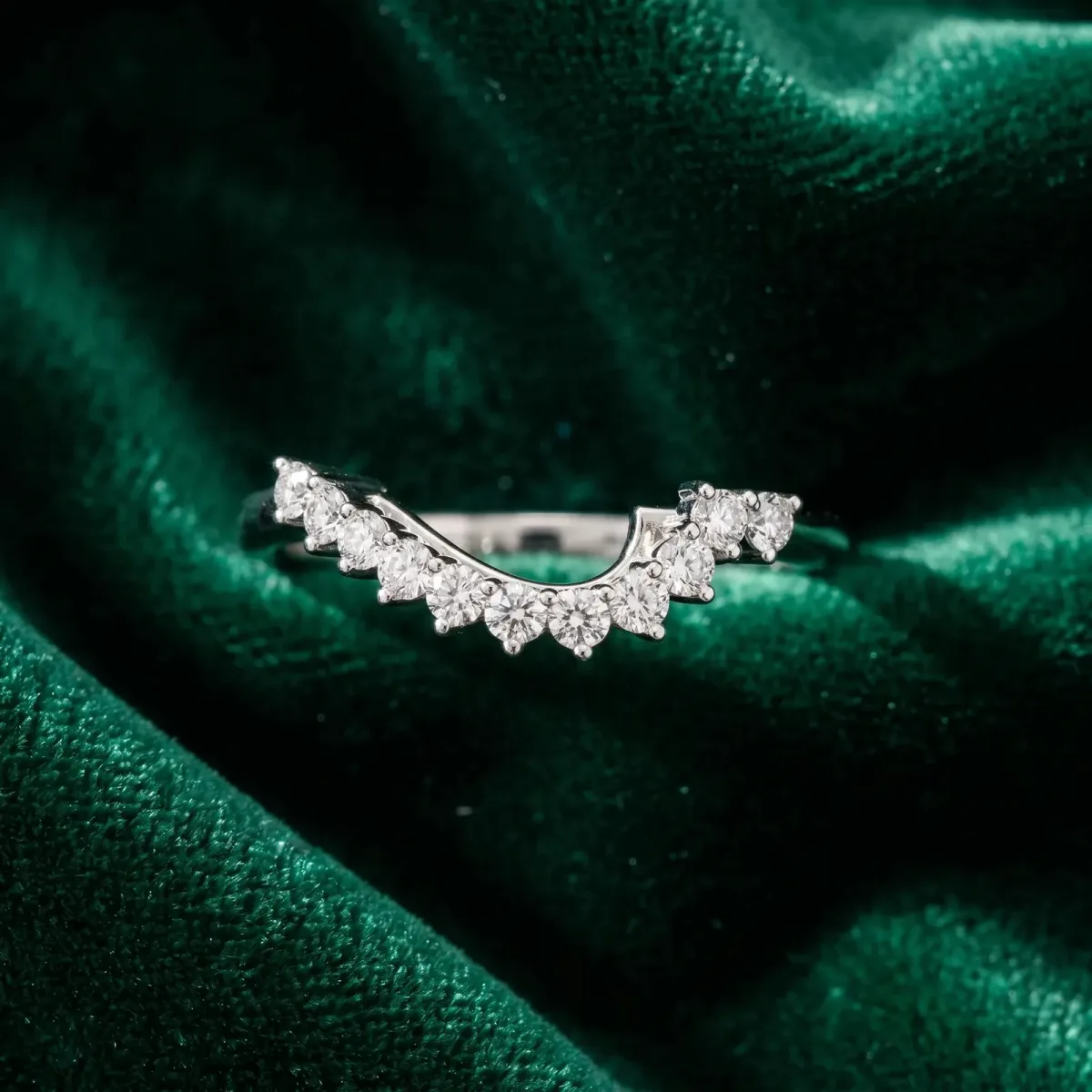 Round Diamond V-Shaped White Gold Band with Prong Setting Platinum