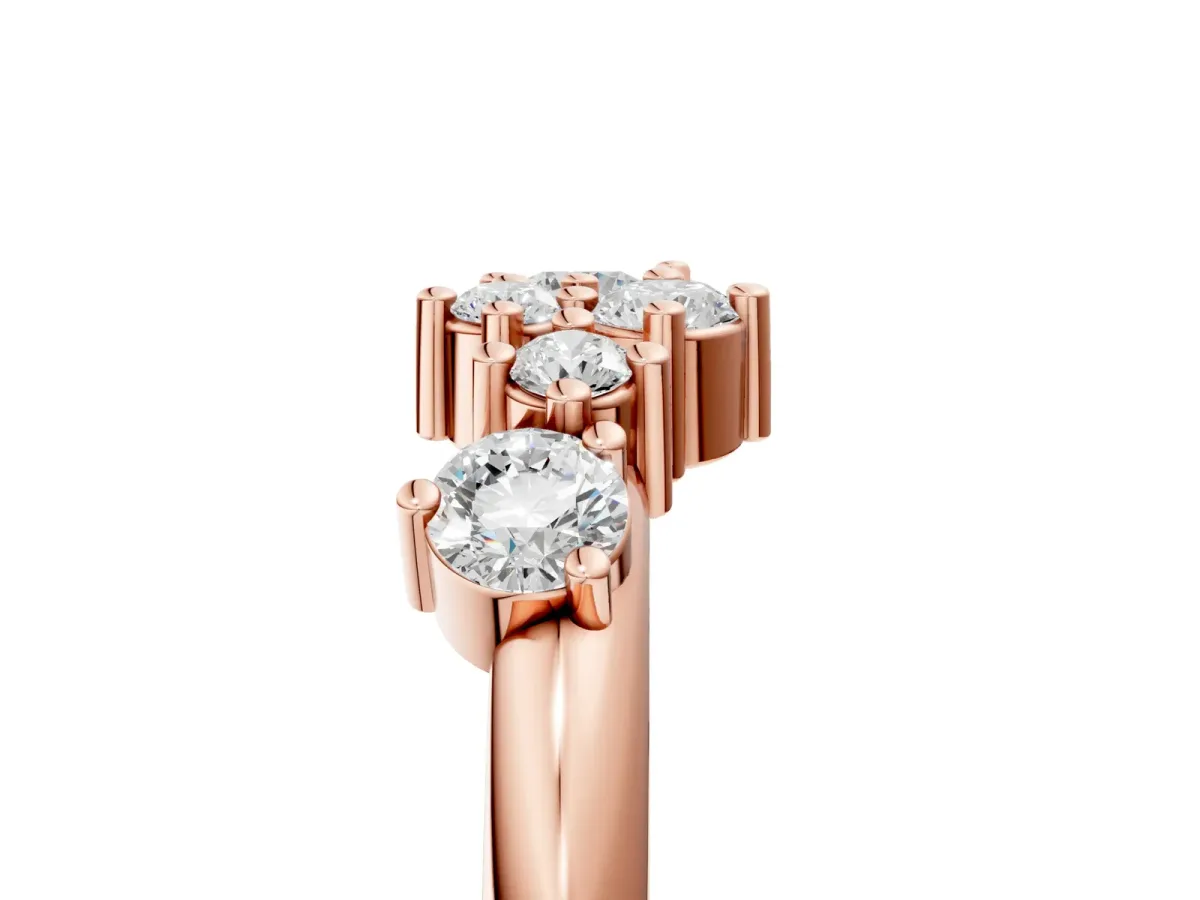 Cluster Diamond Round Cut White Gold Band with Prong Setting Rose gold