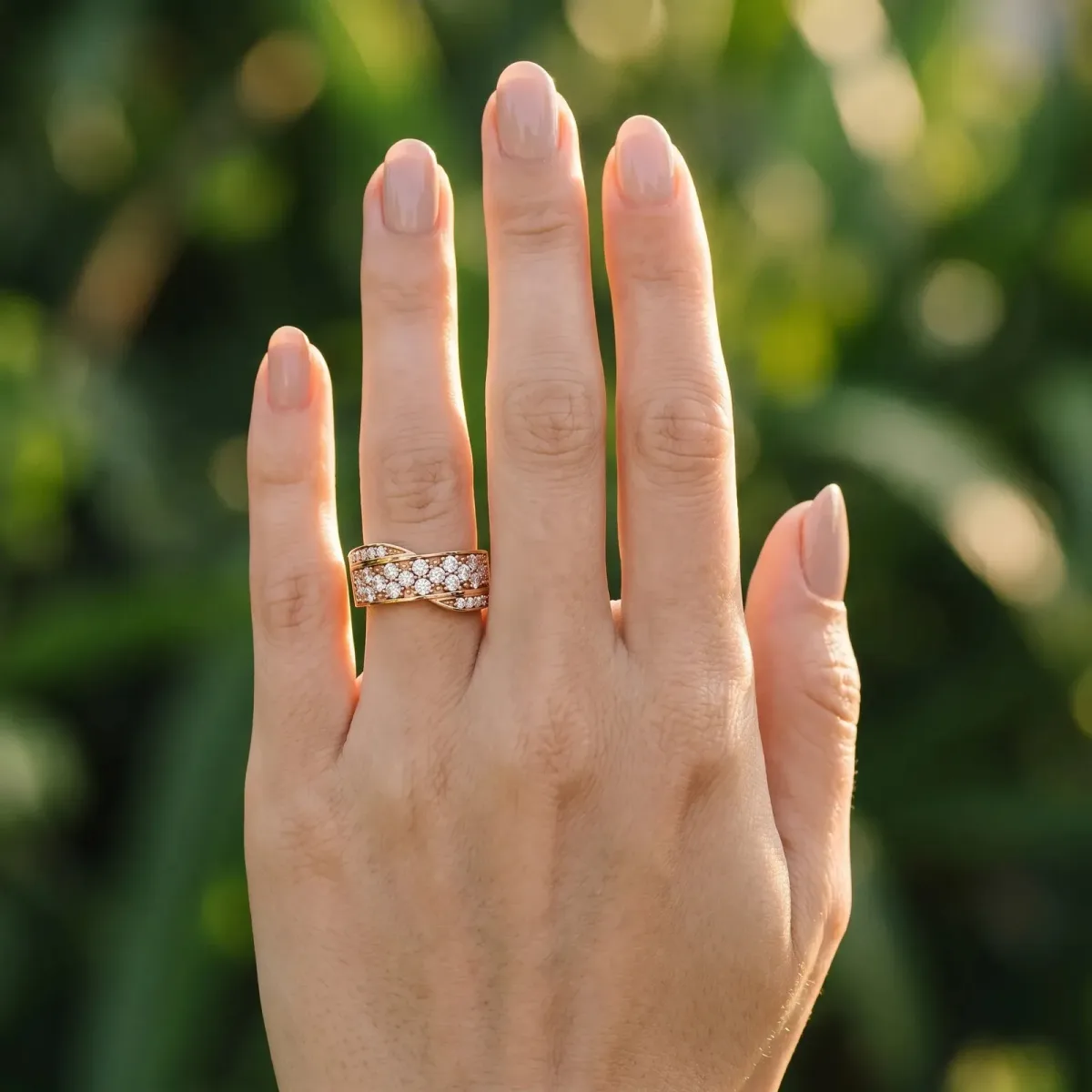 Pavé Round Diamond Crossover Band with Bead Prong Setting Rose gold