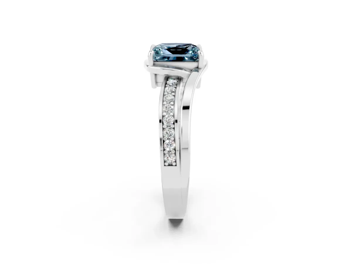 Princess Cut Aquamarine Solitaire Ring with Split Shank and Prong Setting Platinum