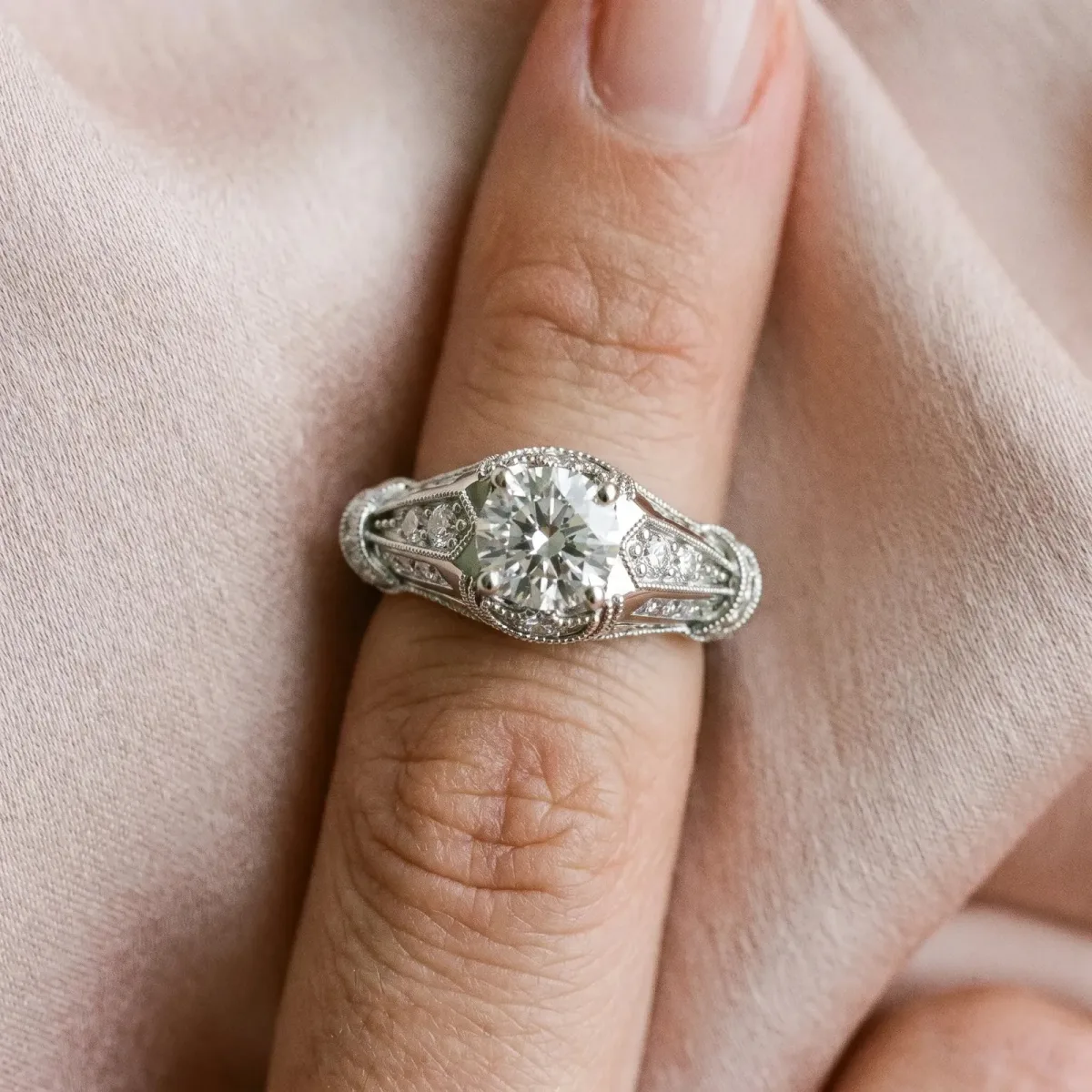Vintage Milgrain Round Cut Diamond Split Shank Ring with Prong Setting Platinum