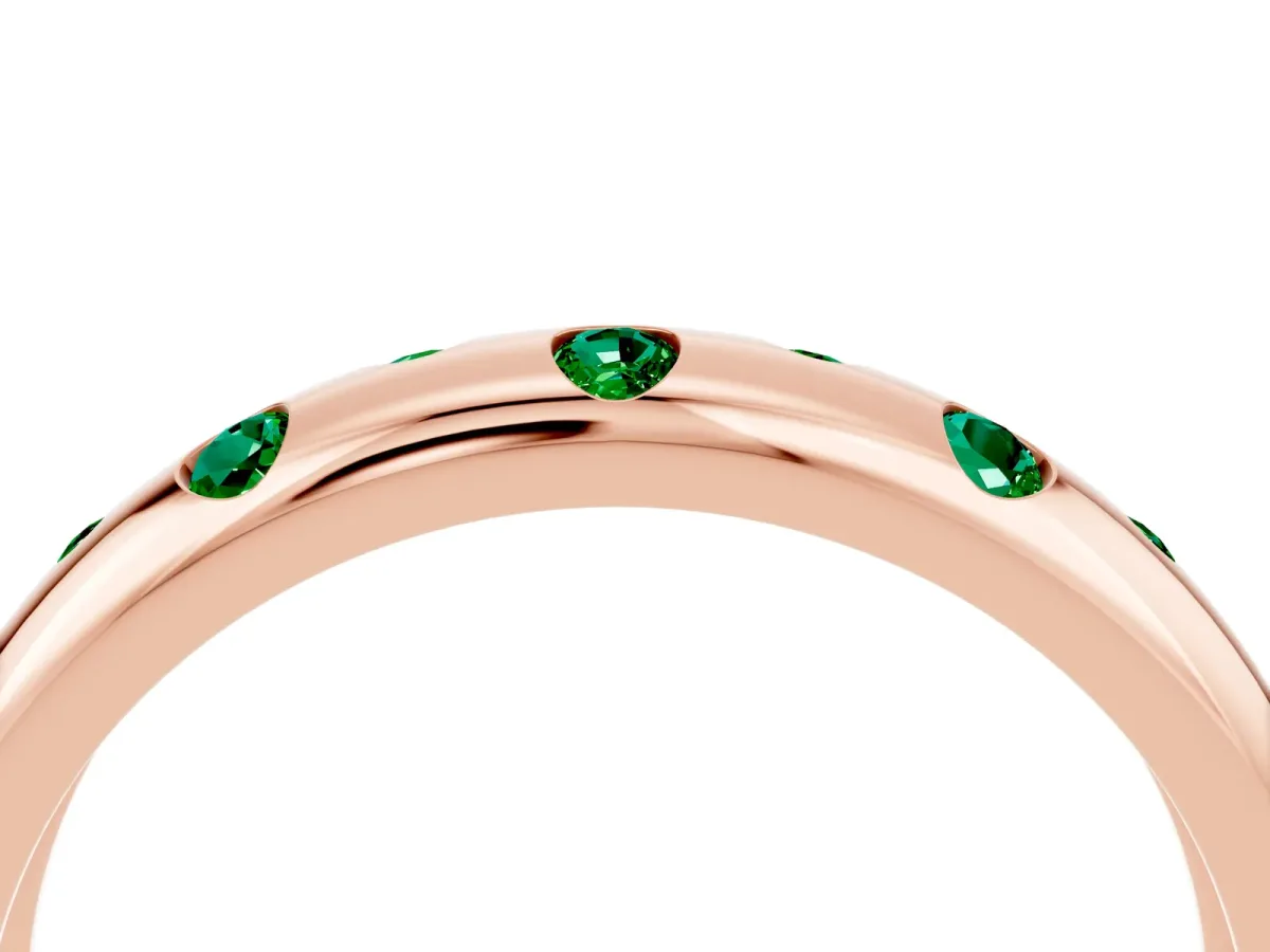Round Emerald Flush-Set Comfort Fit Band Rose gold