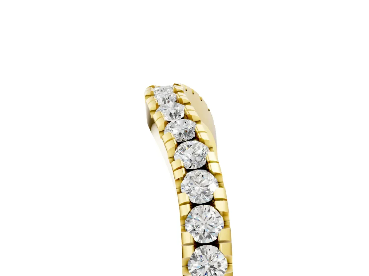 Diamond Pavé Curved Wedding Band Yellow gold
